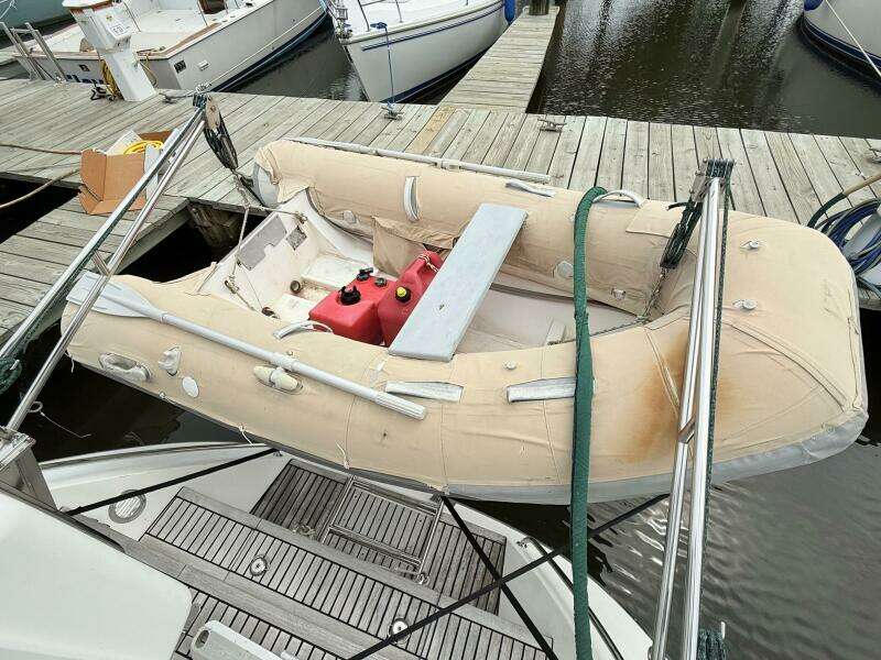 2008 Hylas 46 Center Cockpit