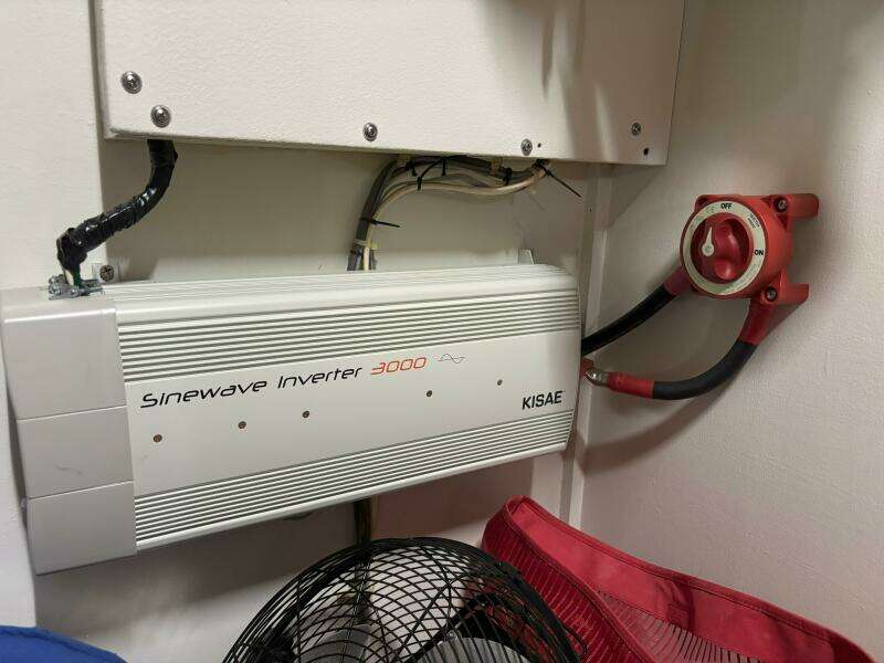 1972 Matthews 4 Flush Deck