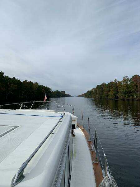 1972 Matthews 4 Flush Deck