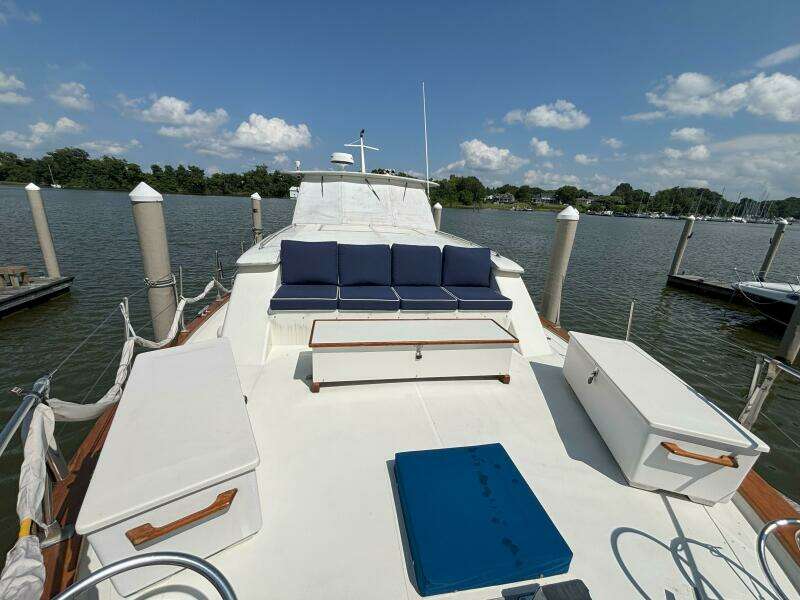 1972 Matthews 4 Flush Deck