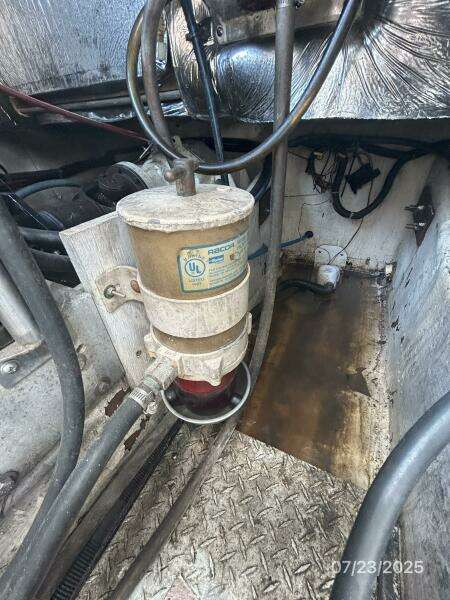 40' Trojan port Racor fuel filter