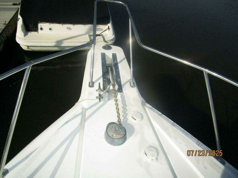 40' Trojan anchor windlass1