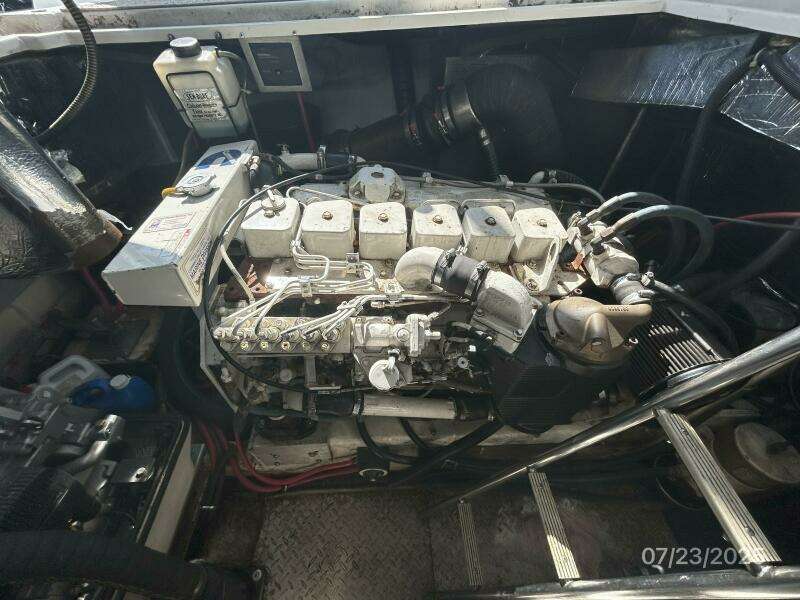 40' Trojan port main engine