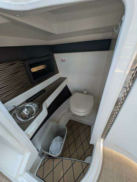 2023 Sea Ray 280 SLX