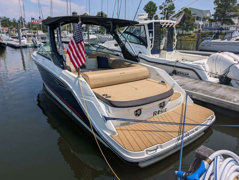 2023 Sea Ray 280 SLX