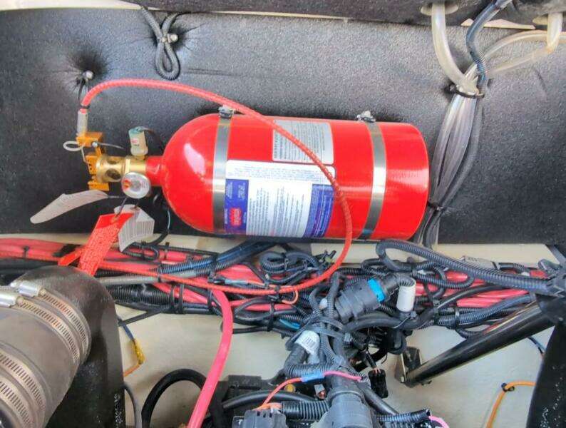 2023 Sea Ray 280 SLX