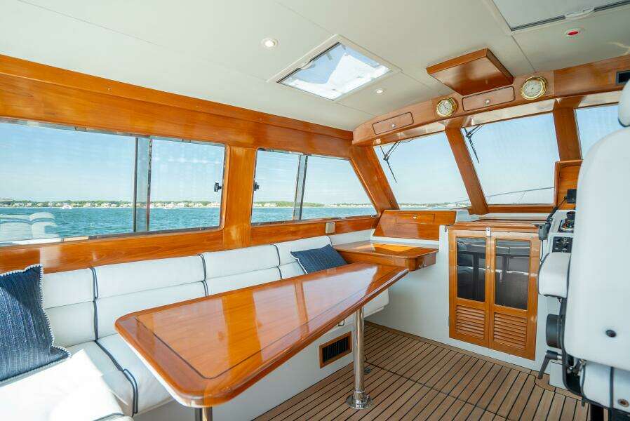 2000 Little Harbor WhisperJet 44