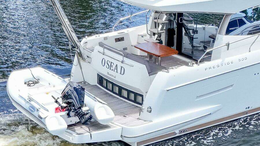 2018 Prestige 500 Flybridge