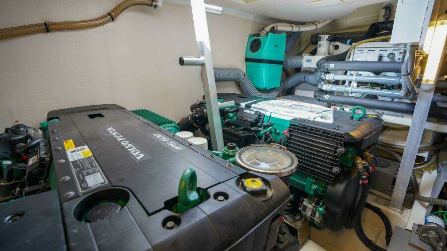 2018 Prestige 500 Flybridge