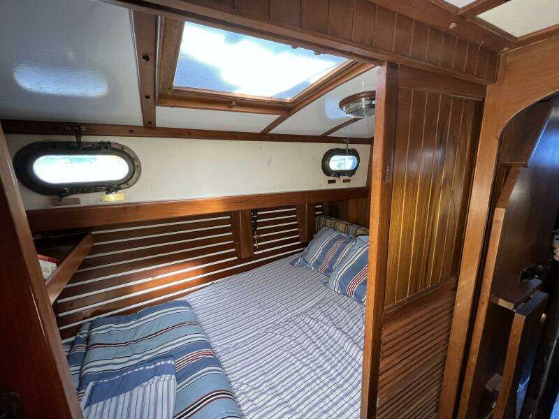 1982 Tayana Tayana 37