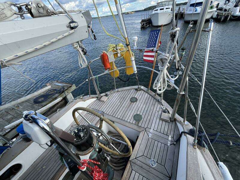 1982 Tayana Tayana 37