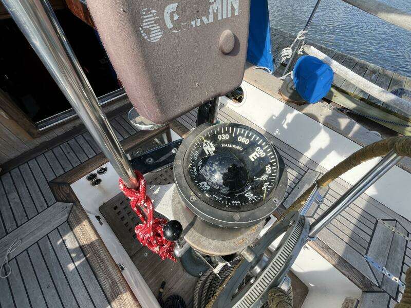 1982 Tayana Tayana 37