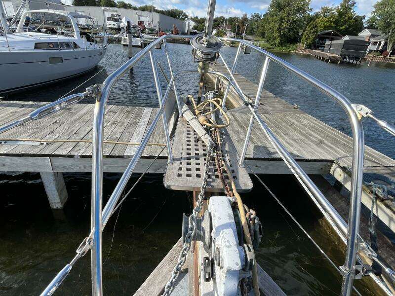 1982 Tayana Tayana 37