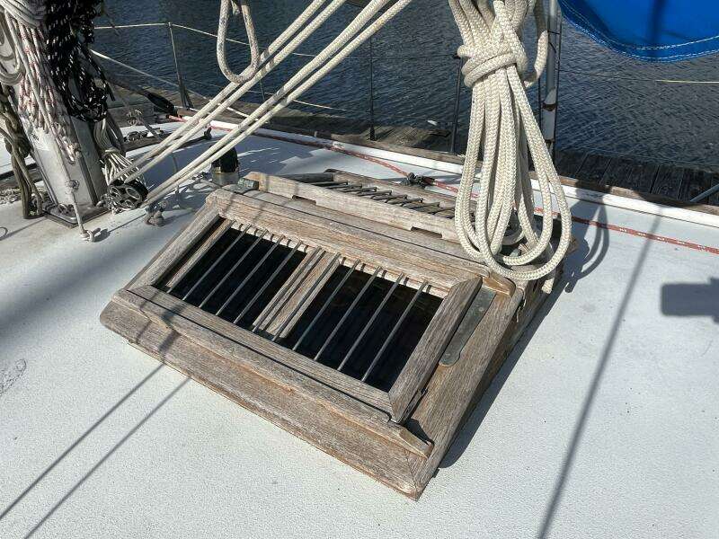 1982 Tayana Tayana 37