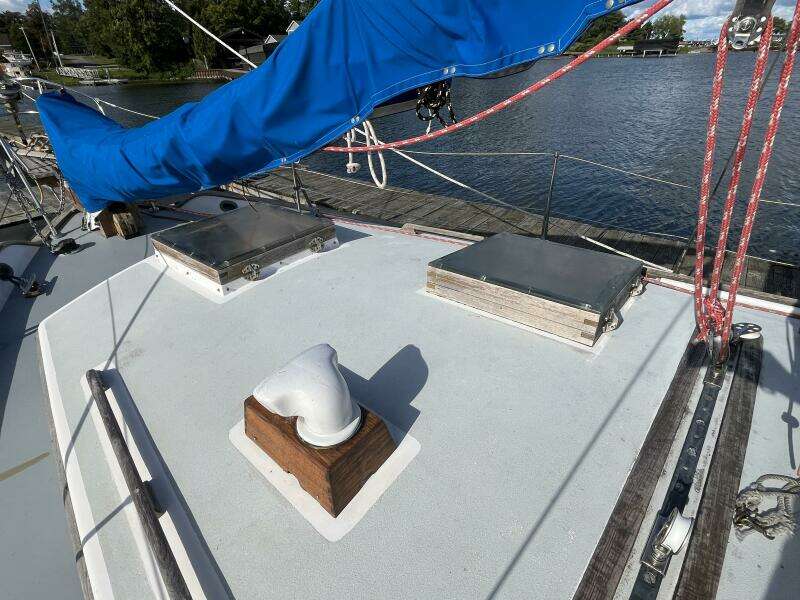 1982 Tayana Tayana 37