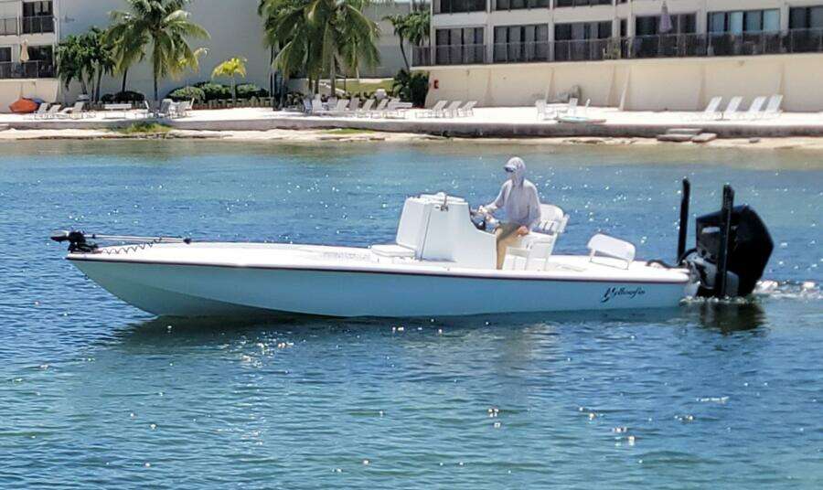 2016 Yellowfin 24 Bay