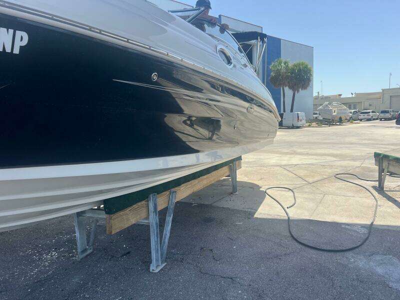 2007 Sea Ray 240 SUNDECK
