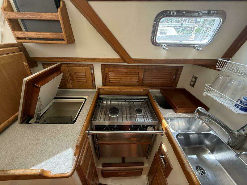1994 Pacific Seacraft Pilothouse 32