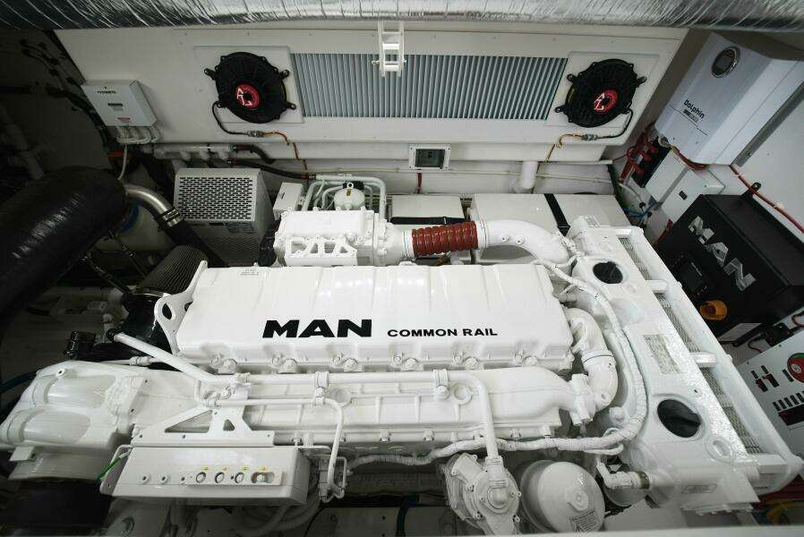 2025 Viking 46 Billfish