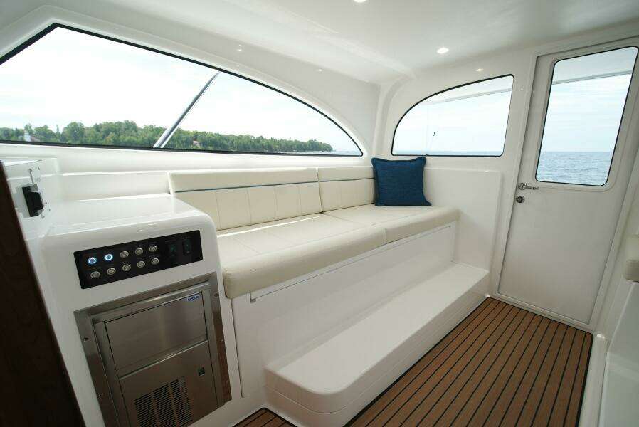 2025 Viking 46 Billfish