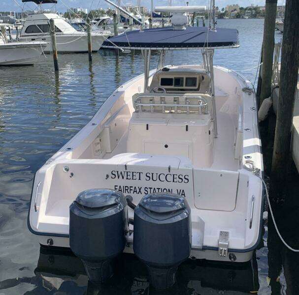 2000 Grady-White 306 Bimini