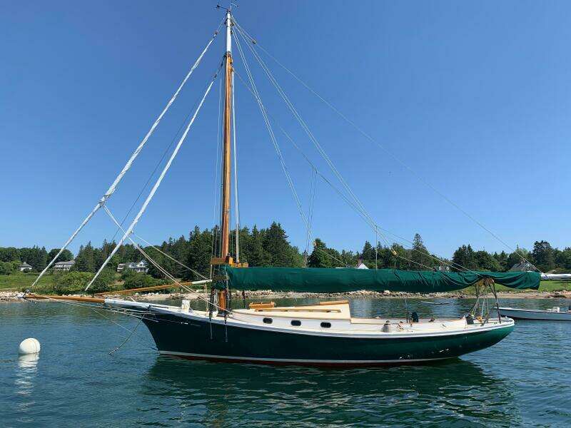 1981 Jarvis Newman Dictator Friendship Sloop