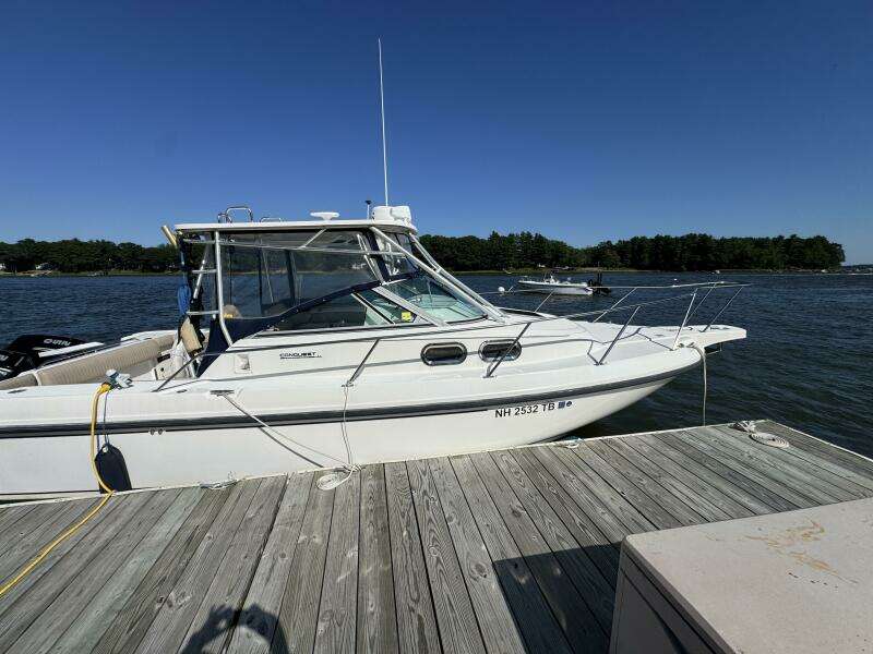 1999 Boston Whaler 28 Conquest
