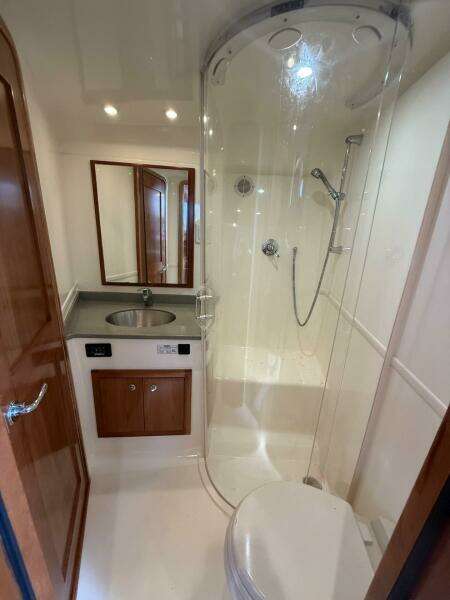 2007 Albemarle 410 Express