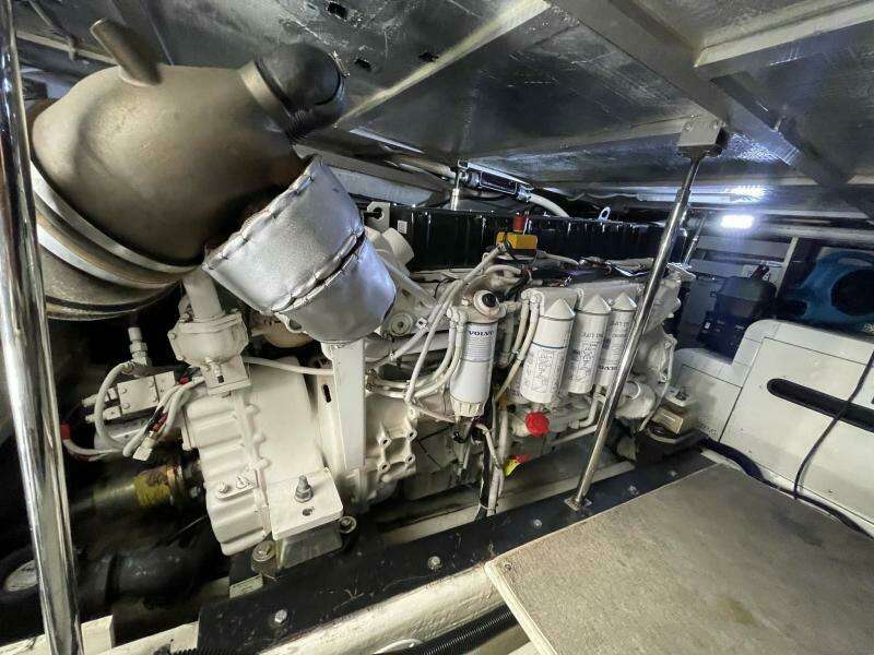 2004 Carver 56 Voyager Sonshine