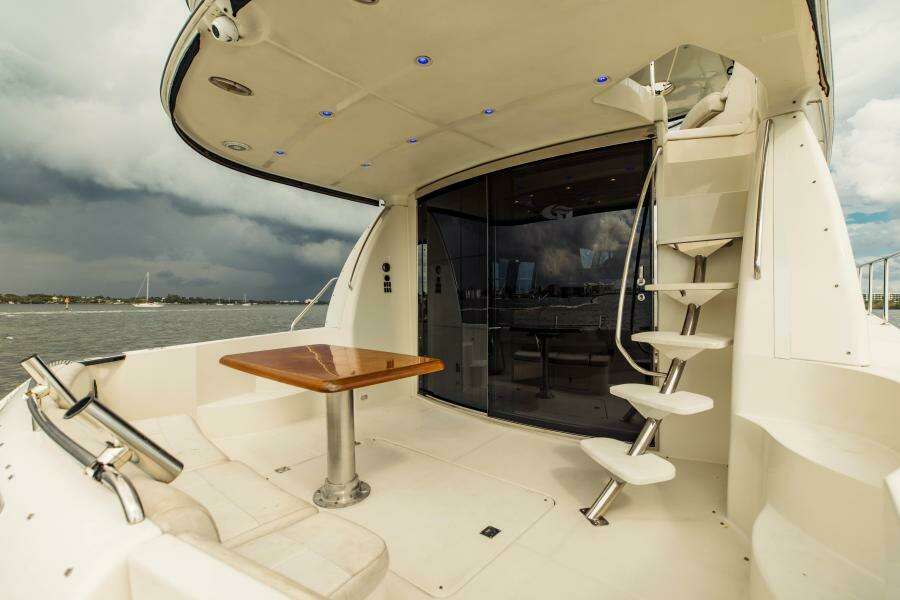 2004 Carver 56 Voyager Sonshine