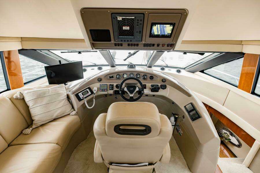 2004 Carver 56 Voyager Sonshine