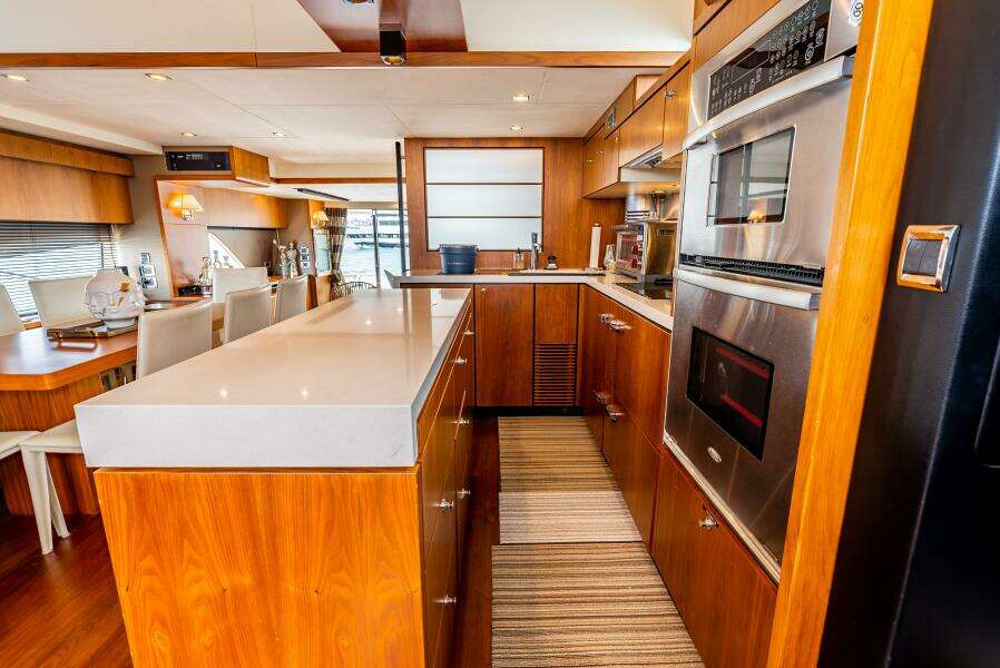 2013 Fairline 