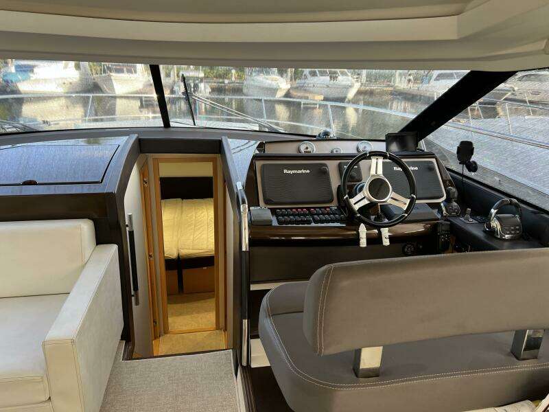 2013 Prestige 500 S