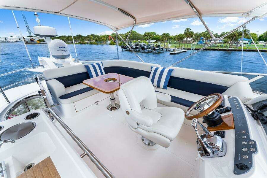 2015 Riviera Belize 54 Daybridge