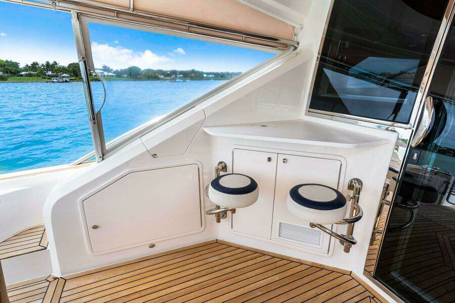 2015 Riviera Belize 54 Daybridge