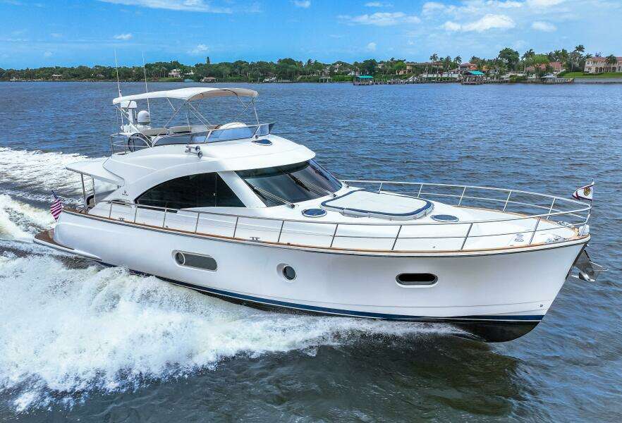 2015 Riviera Belize 54 Daybridge