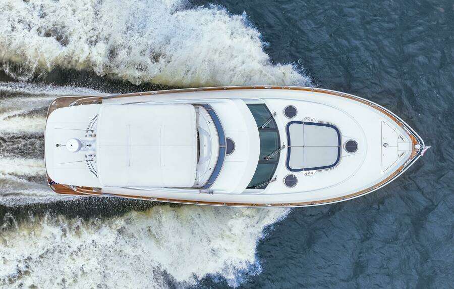 2015 Riviera Belize 54 Daybridge