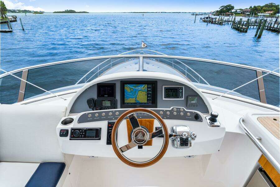 2015 Riviera Belize 54 Daybridge