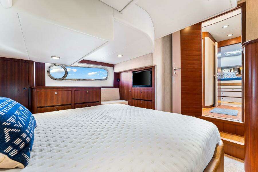 2015 Riviera Belize 54 Daybridge