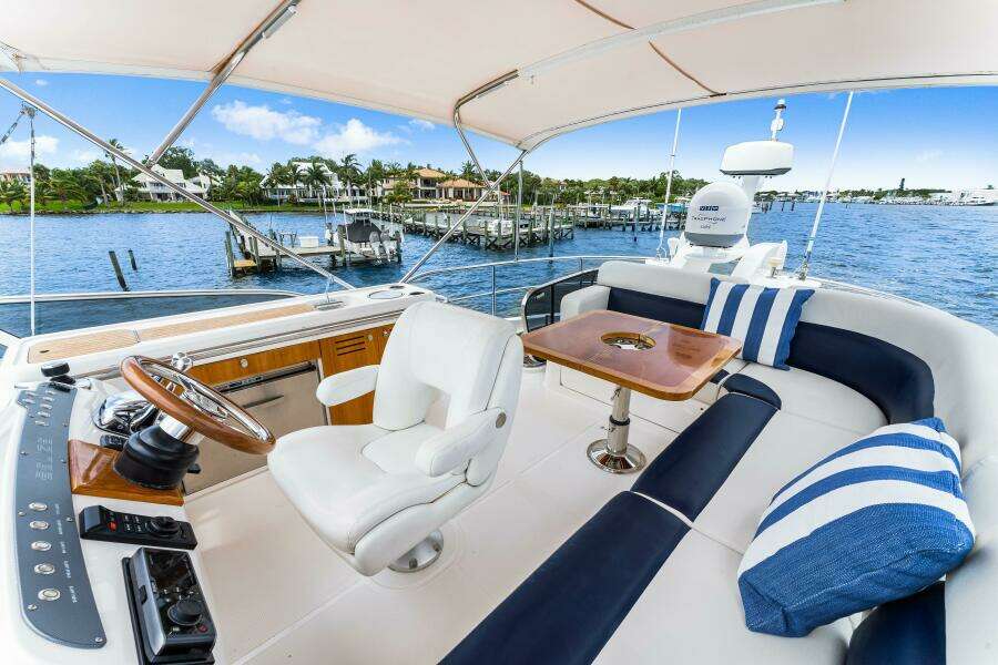 2015 Riviera Belize 54 Daybridge