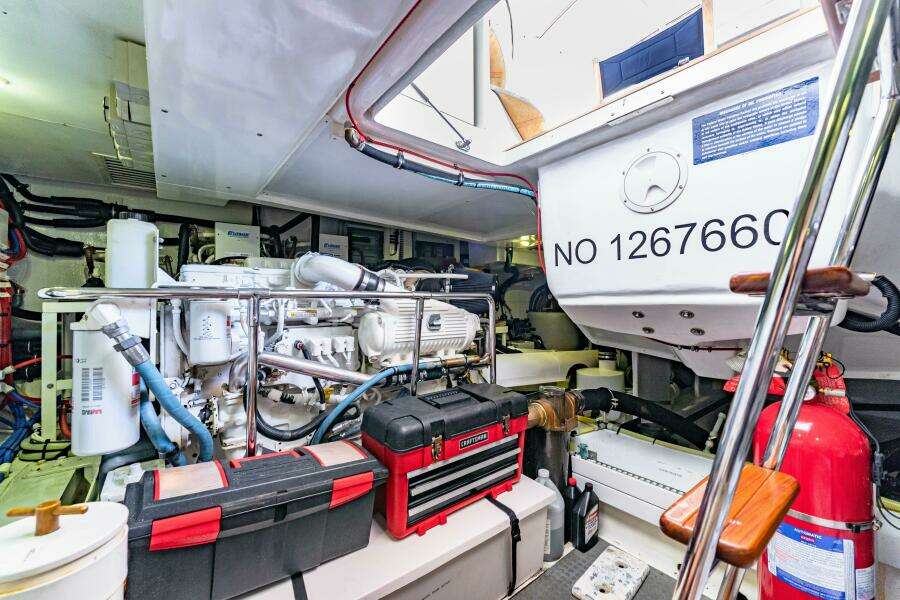 2015 Riviera Belize 54 Daybridge