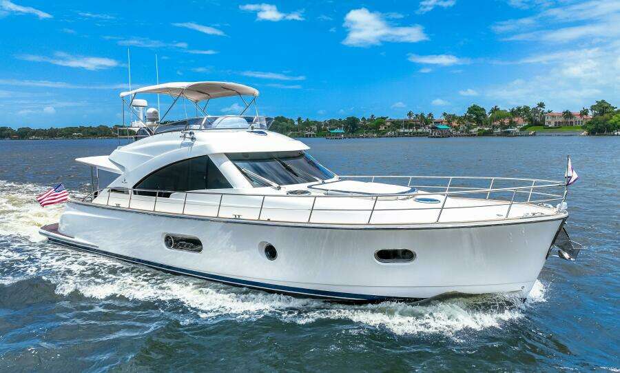 2015 Riviera Belize 54 Daybridge