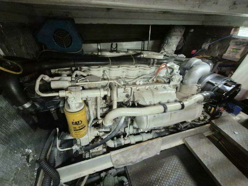 2002 Silverton 38 Convertible