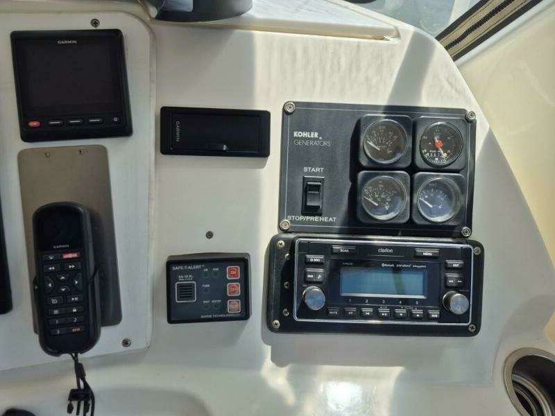 2002 Silverton 38 Convertible