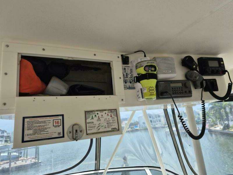 2002 Silverton 38 Convertible