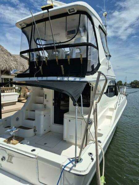 2002 Silverton 38 Convertible