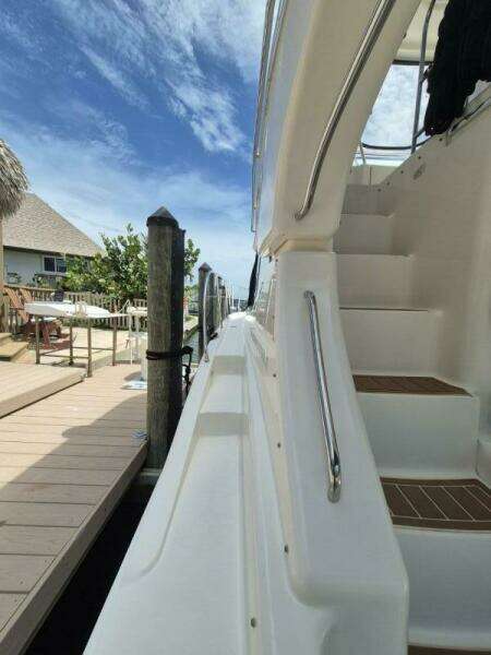 2002 Silverton 38 Convertible