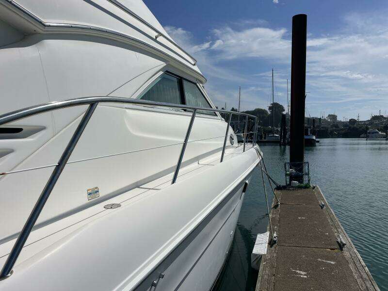 2000 Sea Ray 400 Sedan Bridge