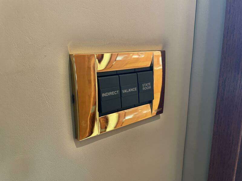 2000 Sea Ray 400 Sedan Bridge