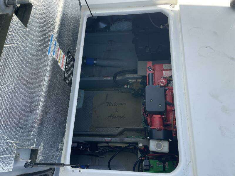 2000 Sea Ray 400 Sedan Bridge